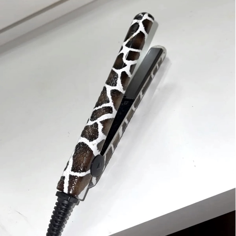 hair straightener